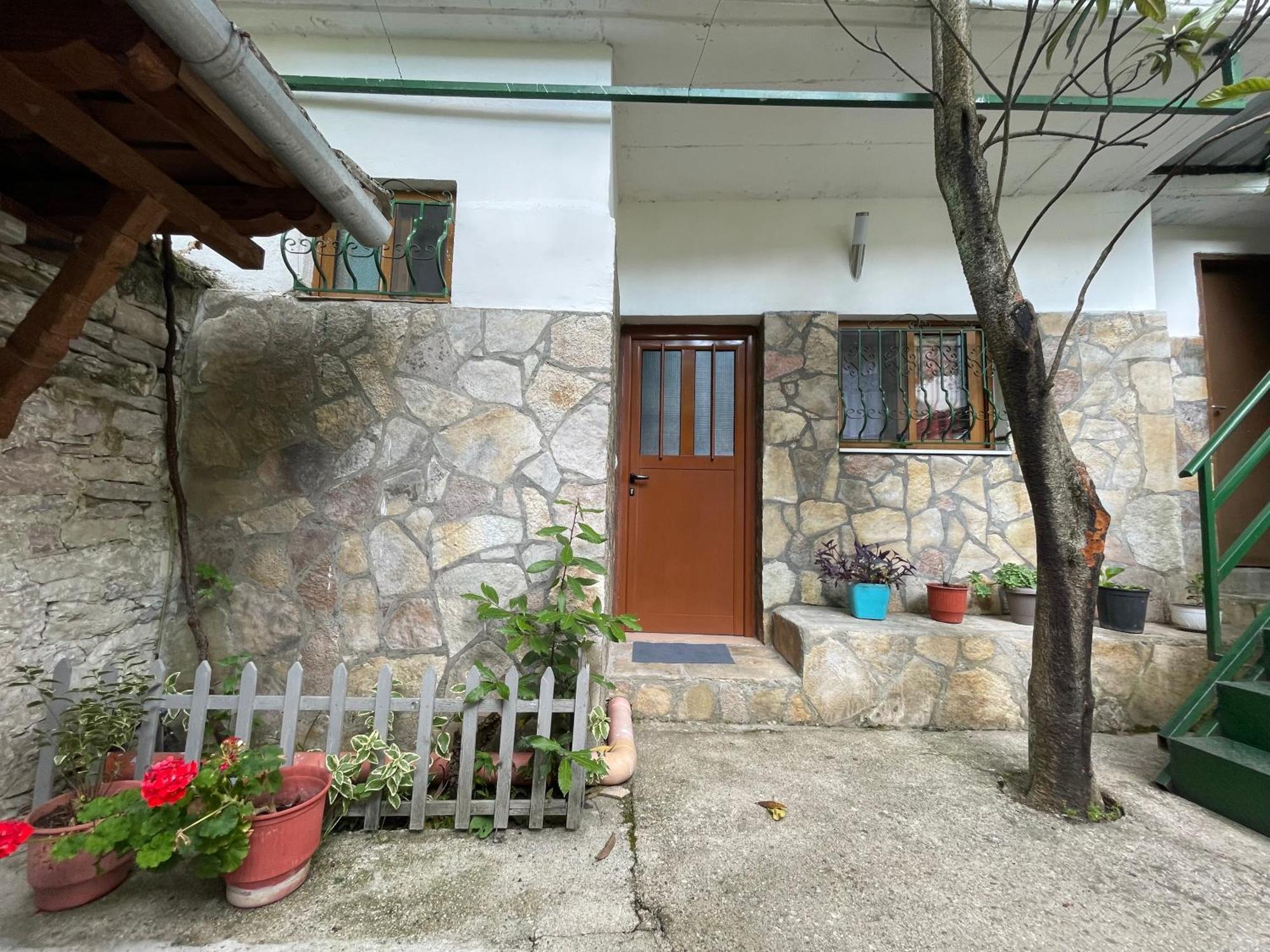 Guest House Bakuli Gjirokastër Exterior foto